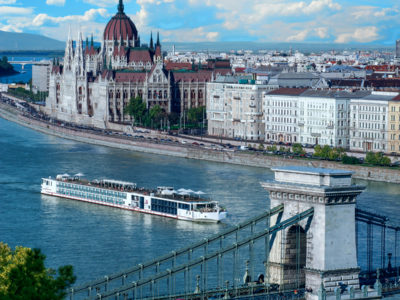 river cruise vessels