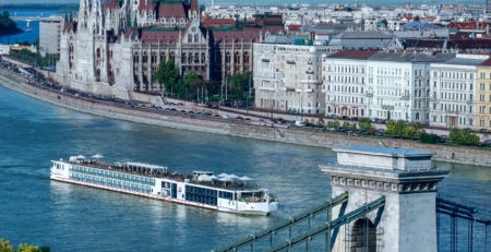 river cruise vessels